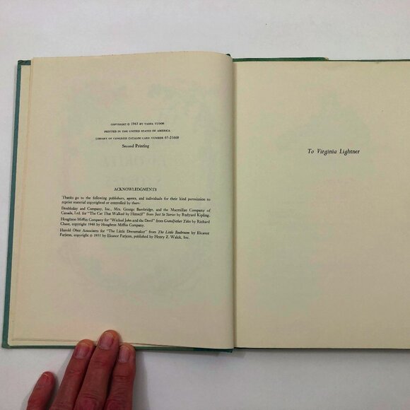 's Favorite Stories Book - Green Cover - Picture 9 of 14